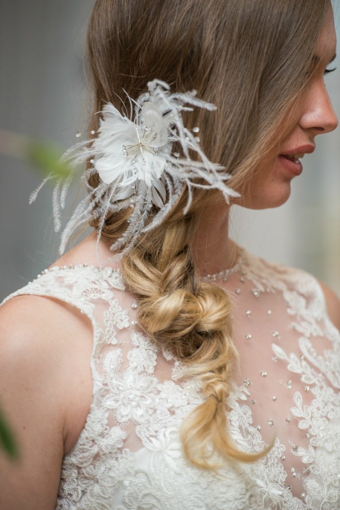 feather hair piece